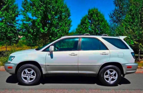 2001 Lexus RX 300 for sale at CLEAR CHOICE AUTOMOTIVE in Milwaukie OR
