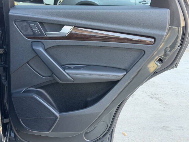 2019 Audi Q5 quattro Premium Plus 45 TFSI