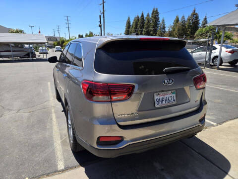 2019 Kia Sorento LX