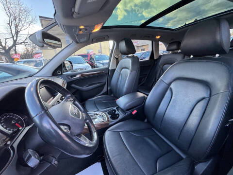 2017 Audi Q5 2.0T quattro Premium Plus