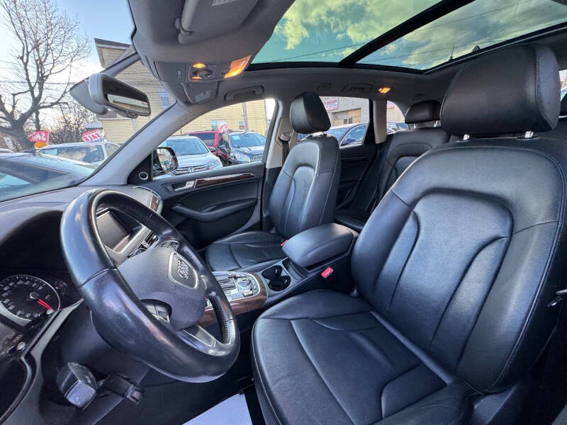 2017 Audi Q5 2.0T quattro Premium Plus