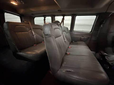 2009 GMC Savana LS 3500