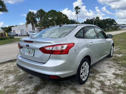 2012 Ford Focus SE