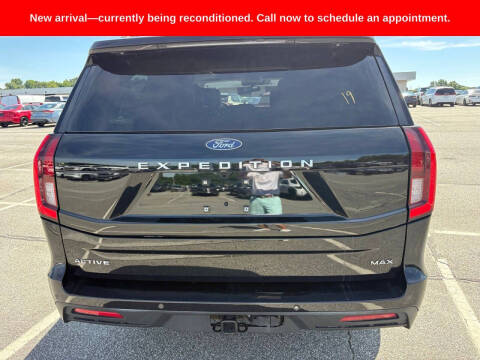 2025 Ford Expedition MAX Active