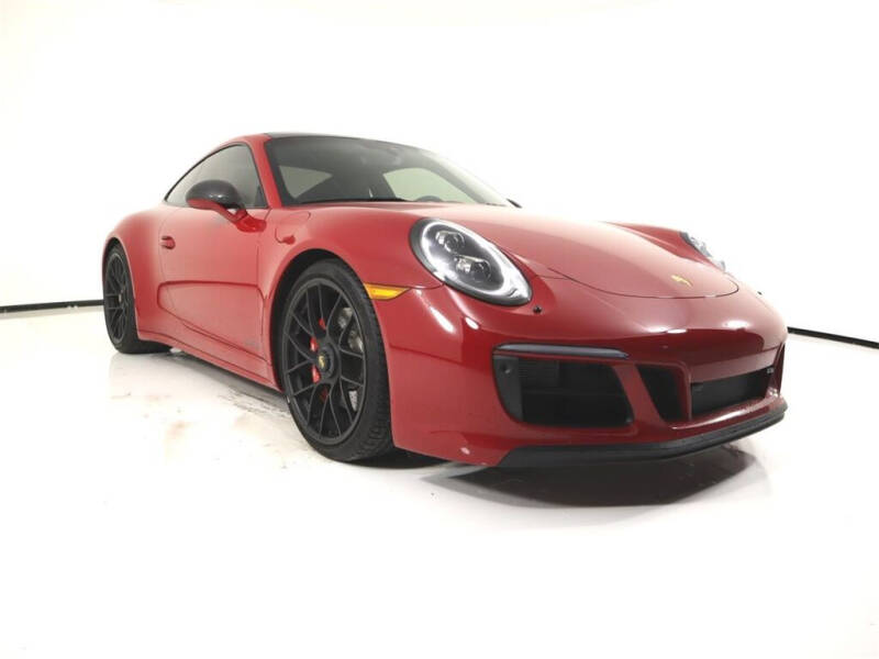 2017 Porsche 911 Carrera 4 GTS