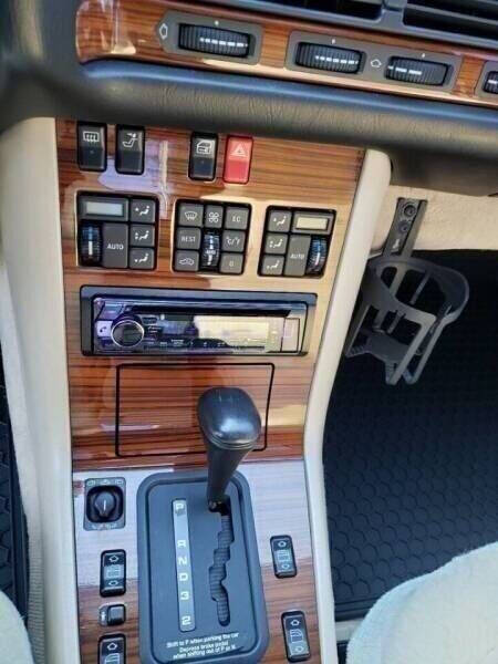 1993 Mercedes-Benz 300-Class 300 SD