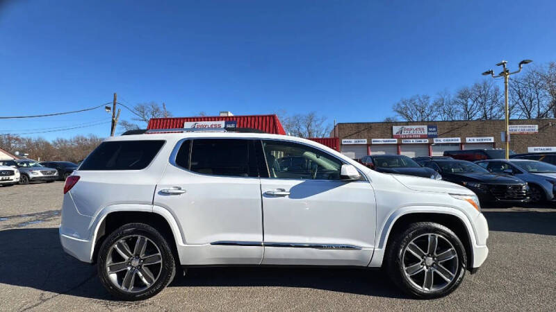 2019 GMC Acadia Denali