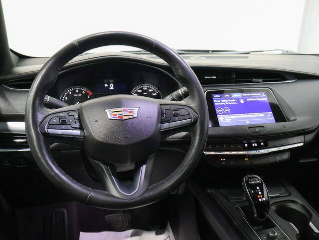 2021 Cadillac XT4 Premium Luxury