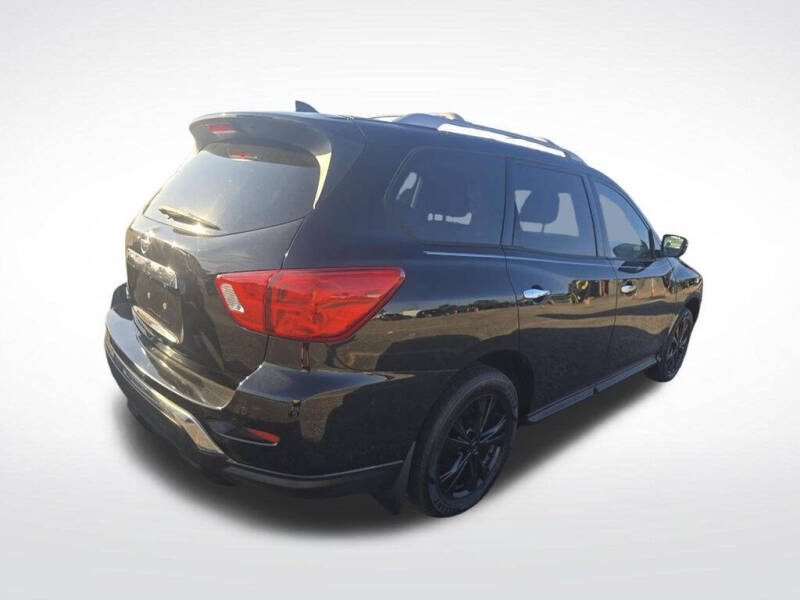 2020 Nissan Pathfinder S