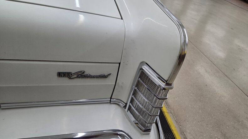 1977 Lincoln Continental