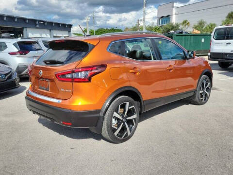 2022 Nissan Rogue Sport SL