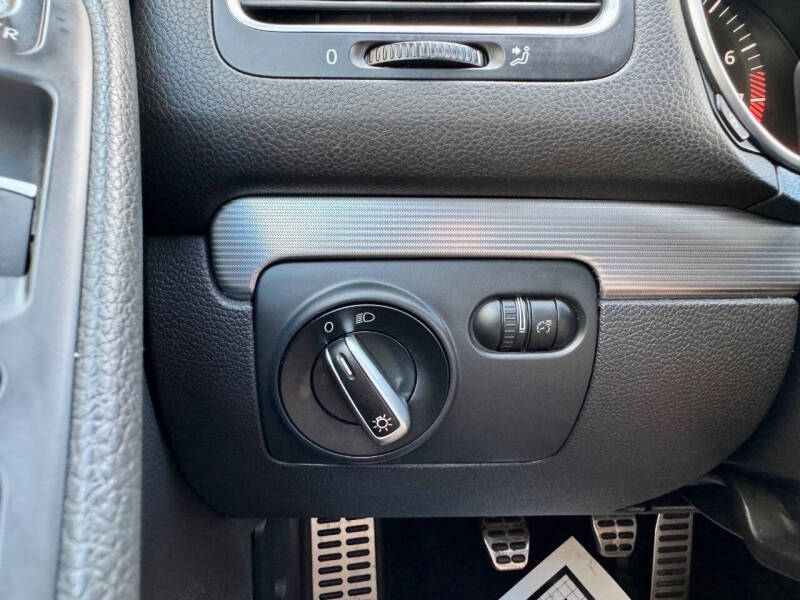 2012 Volkswagen Golf R 4Motion