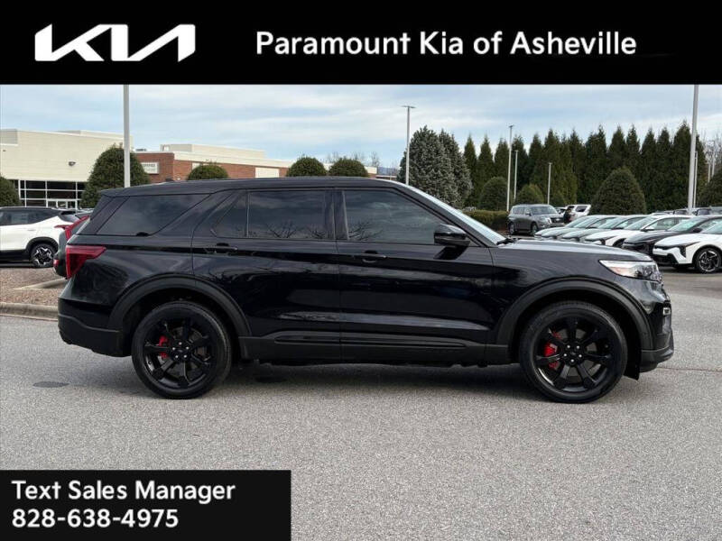 2022 Ford Explorer ST