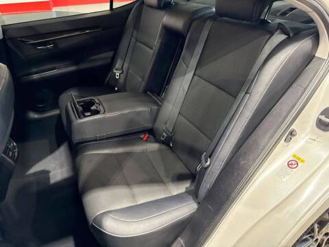 2017 Lexus ES 350
