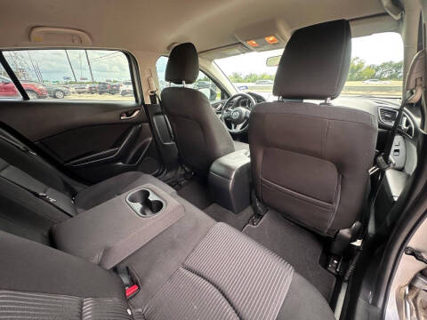 2015 Mazda MAZDA3 i Touring