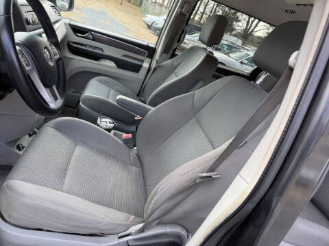 2012 Volkswagen Routan S