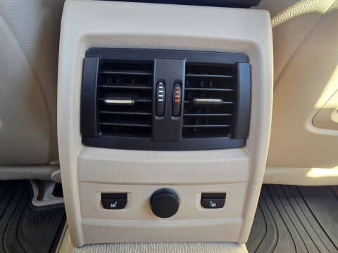 2012 BMW 3 Series 328i