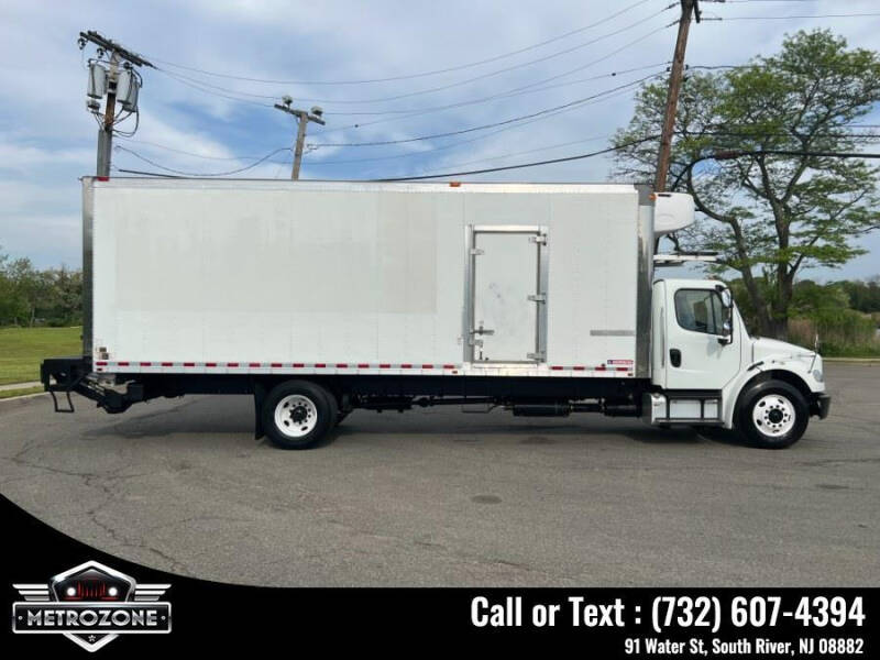 2016 Freightliner M2 106