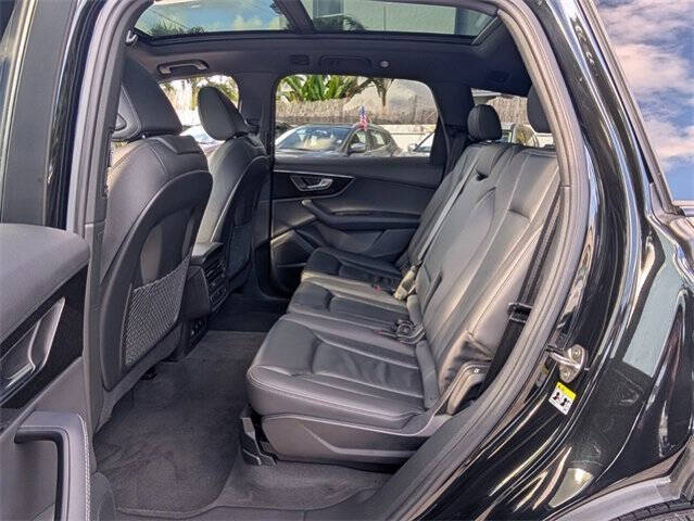 2025 Audi Q7 quattro Premium Plus 45 TFSI