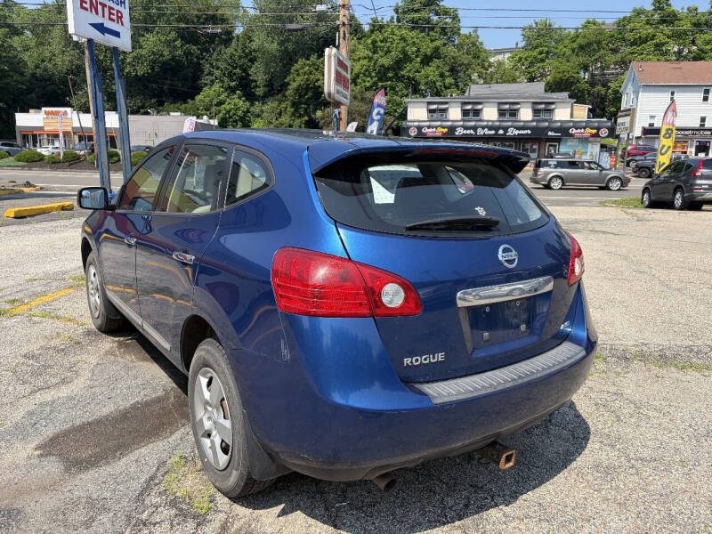 2011 Nissan Rogue S