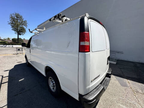 2018 Chevrolet Express 2500