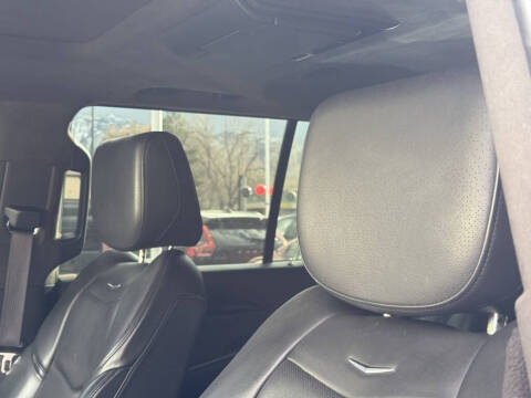 2017 Cadillac Escalade ESV Platinum