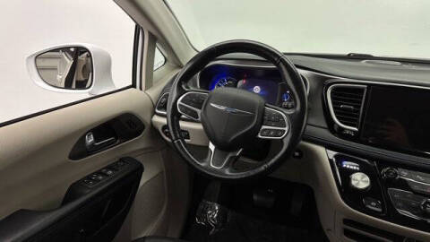 2021 Chrysler Pacifica Hybrid Touring L