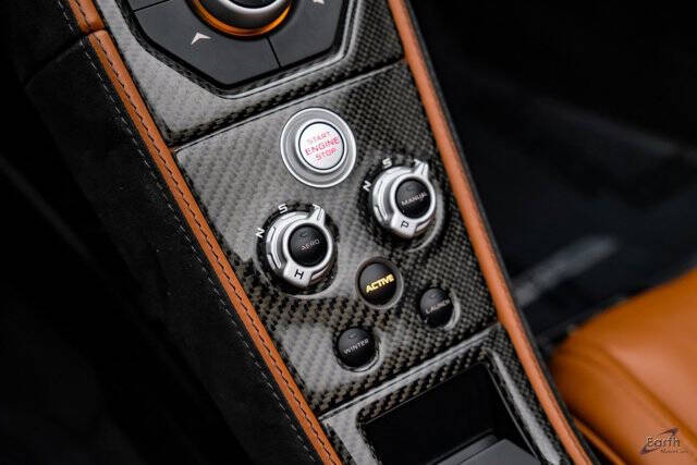 2013 McLaren MP4-12C Spider