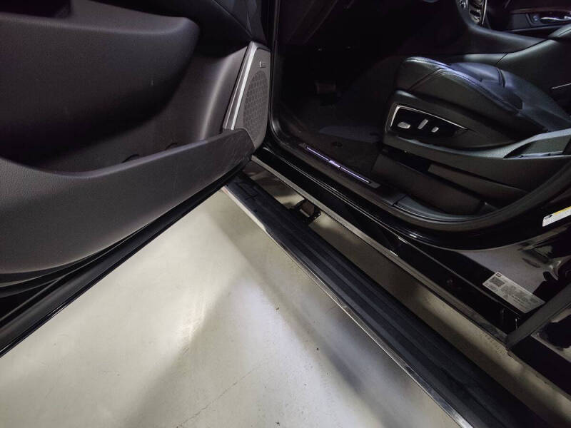 2020 Cadillac Escalade Premium Luxury