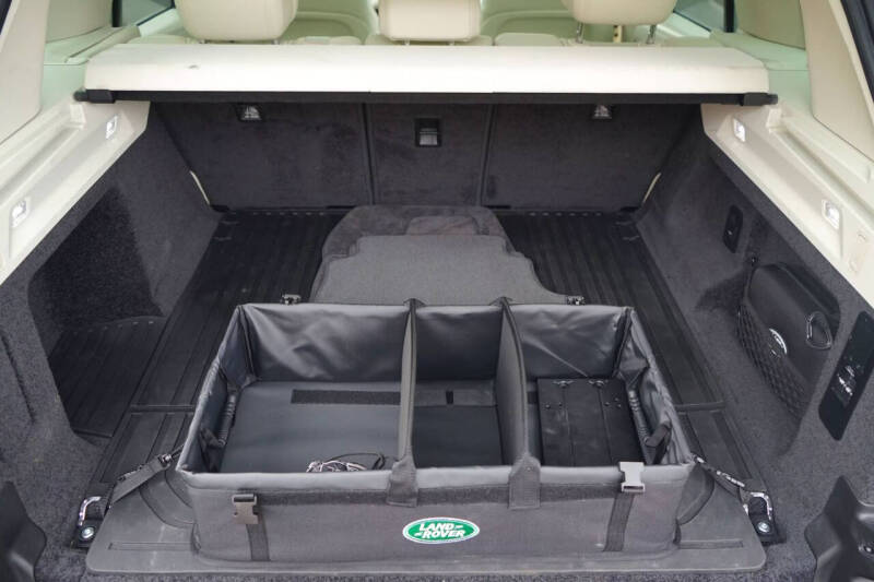 2023 Land Rover Range Rover P400 SE