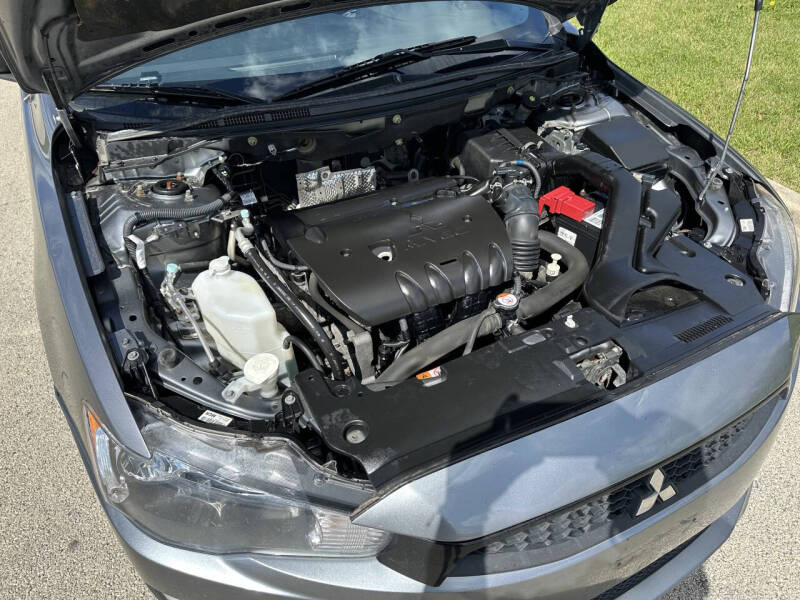 2017 Mitsubishi Lancer ES