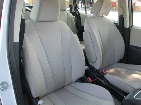 2012 Mazda MAZDA5 Touring