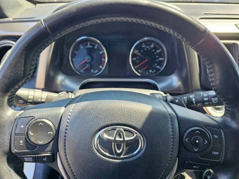 2017 Toyota RAV4 SE