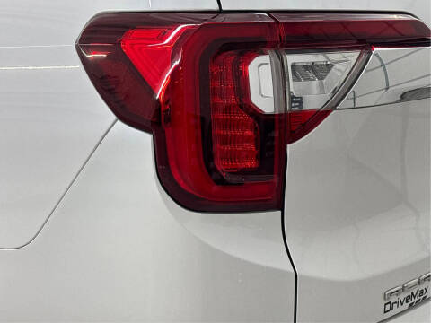 2020 GMC Acadia Denali