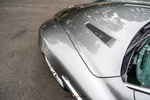 2002 Aston Martin V12 Vanquish