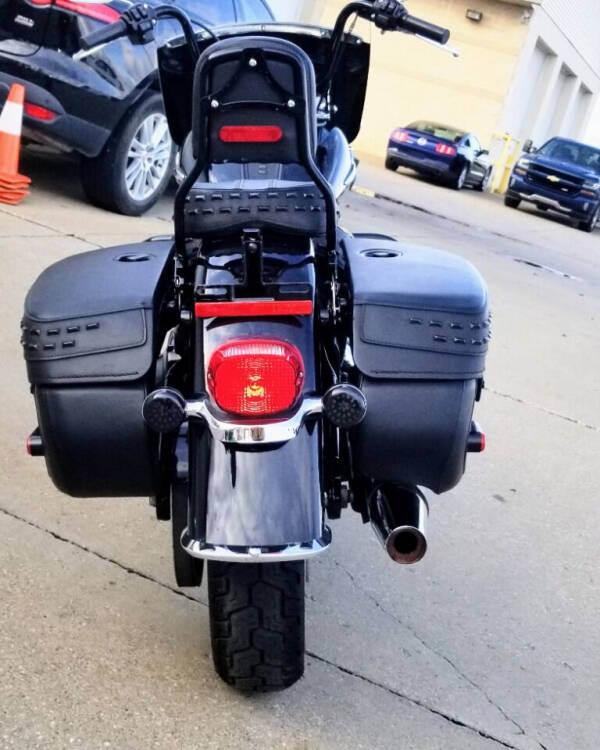 2019 Harley-Davidson FLHCS