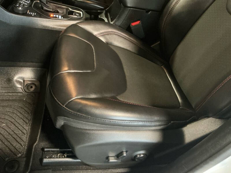 2021 Jeep Cherokee Trailhawk