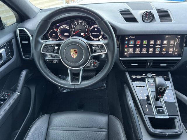 2022 Porsche Cayenne Coupe Platinum Edition