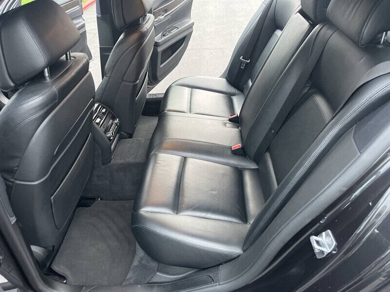 2013 BMW 7 Series 750i