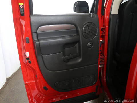 2005 Dodge Ram 1500 SRT-10