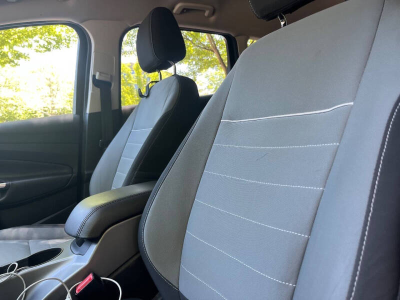 2015 Ford Escape SE