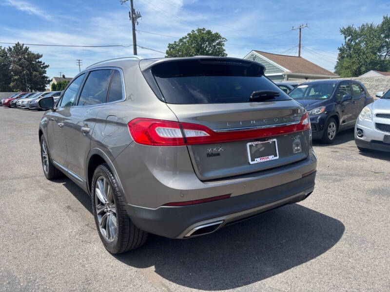 2016 Lincoln MKX Reserve