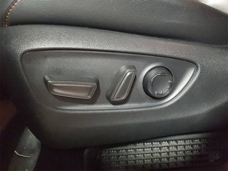 2021 Toyota Sienna XSE 7-Passenger