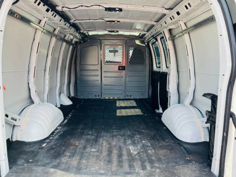 2017 Chevrolet Express 2500