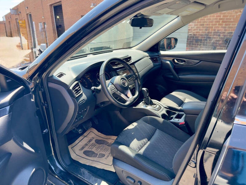 2019 Nissan Rogue SV