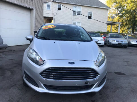 2014 Ford Fiesta SE