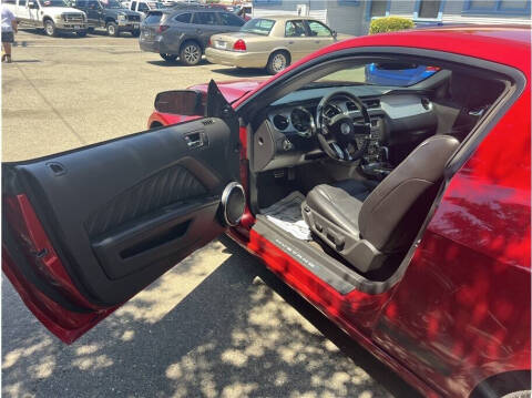 2013 Ford Mustang V6 Premium