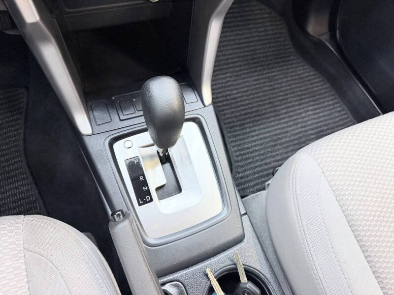 2016 Subaru Forester 2.5i