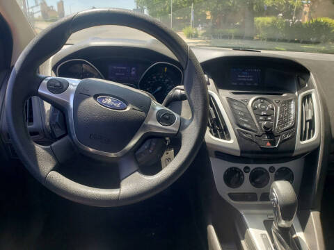 2012 Ford Focus SEL