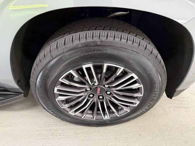 2025 GMC Yukon XL Elevation